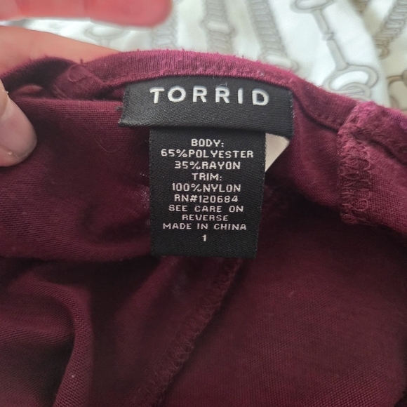 Torrid Red 3/4 Sleeve Backless Blouse Size 1 - Picture 6 of 6
